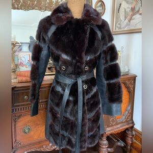 Vintage 80's Gothic Boho Hippie Elegant Black Leather & Dark Brown Mink Fur Coat